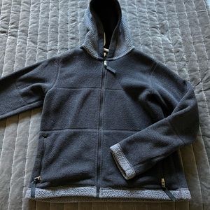 Patagonia full zip fleece